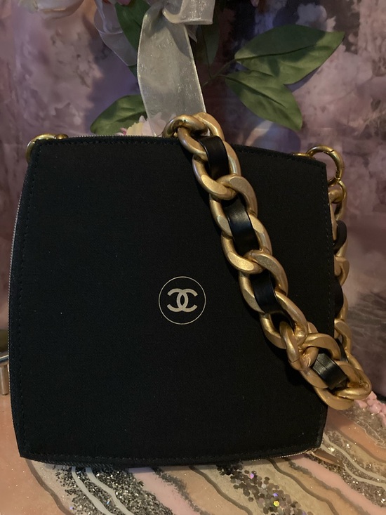 CHANEL Handbags - CHANEL Black Shoulder Bag with Gold Chain Detail
